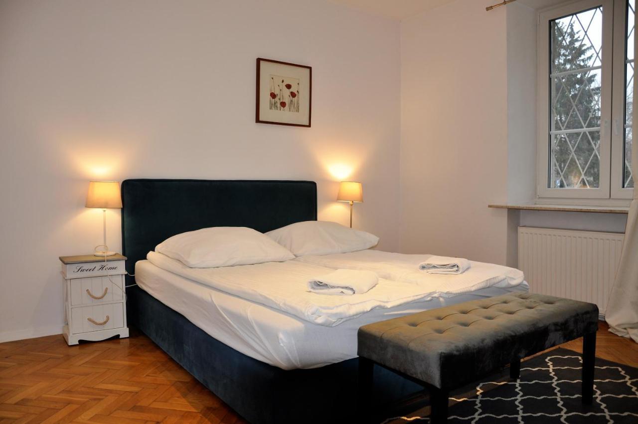Prudentia Apartments Brzozowa Varsovie Extérieur photo